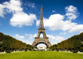 tour eiffel champ de mars garden paris